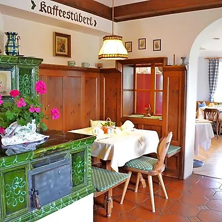 Seehotel Huber Hotel Sankt Gilgen