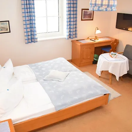 Seehotel Huber Hotel Sankt Gilgen