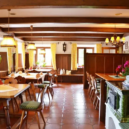 Seehotel Huber Sankt Gilgen